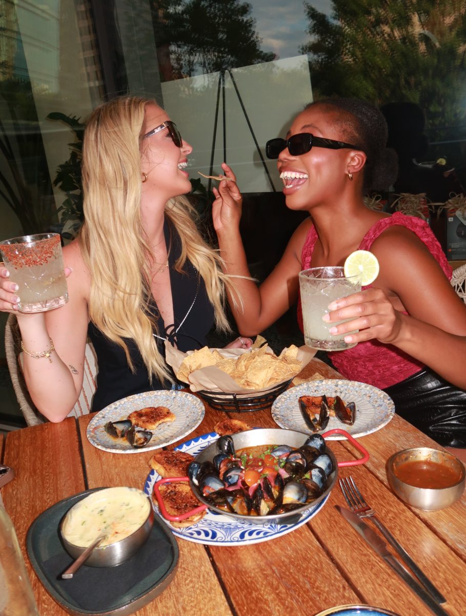 Restaurant group content